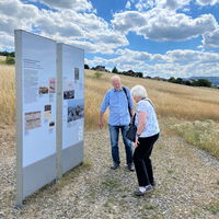 Im unteren Bereich Dokumentation- und Lernort Bückeberg